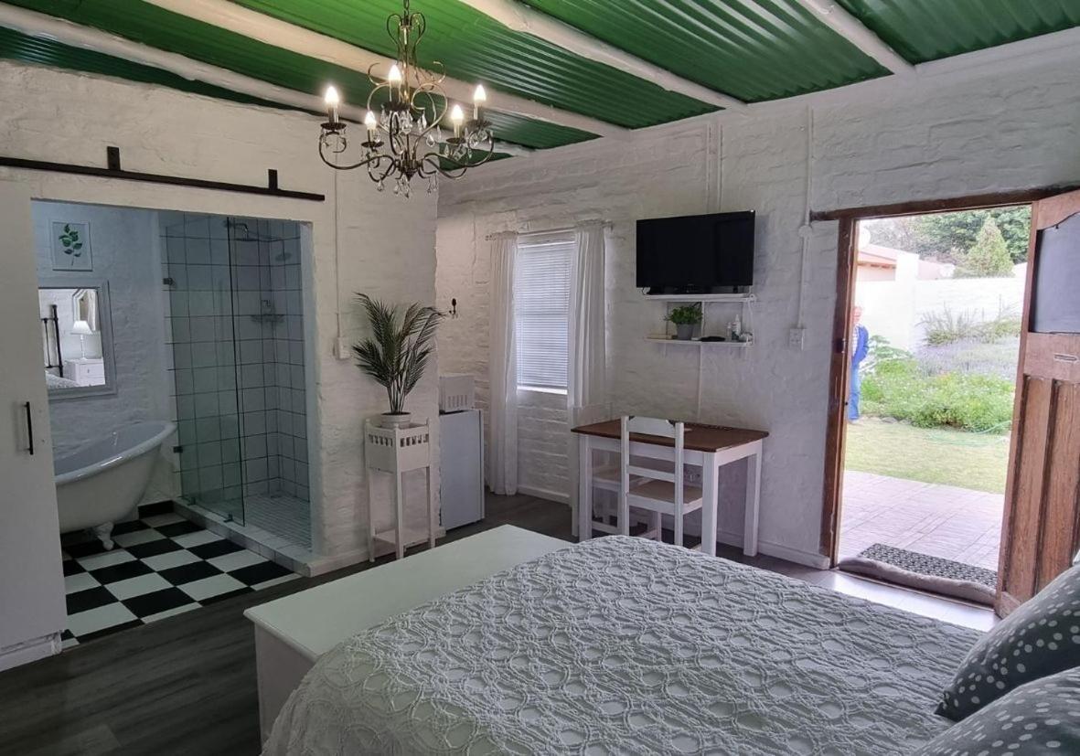 Rietjiesbos Self Catering Ξενοδοχείο Graaff-Reinet Εξωτερικό φωτογραφία
